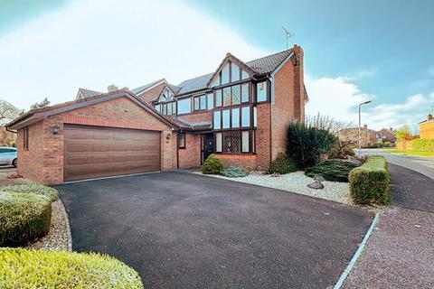 4 bedroom detached house for sale, Taunton TA2