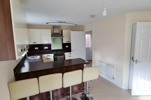 2 Reeves Close, Bathpool, Taunton, TA2 8FU