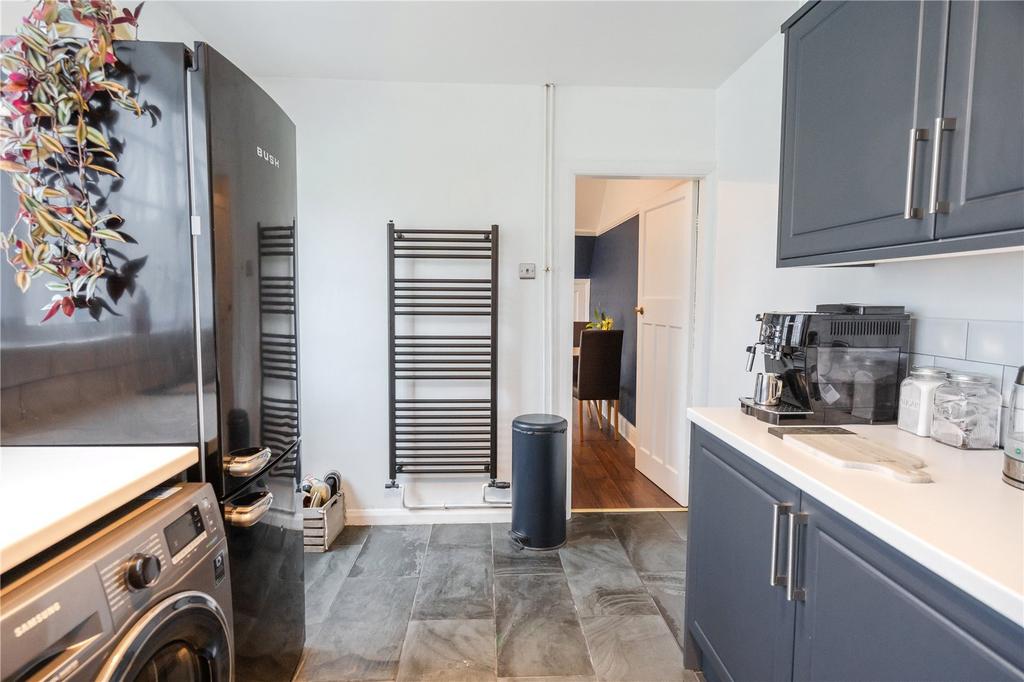 Kitchen (2)