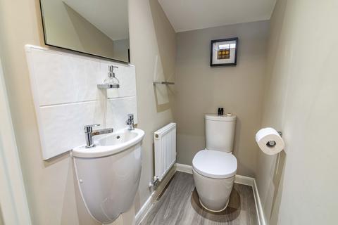 3 bedroom semi-detached house for sale, Beldover Drive, Woodhouse Park, Nottingham