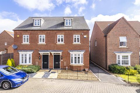 3 bedroom semi-detached house for sale, Beldover Drive, Woodhouse Park, Nottingham