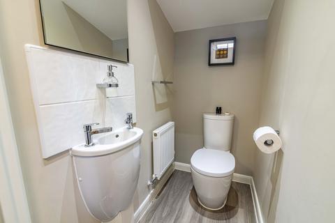 5 Beldover Drive, Nottingham, NG8 6DQ