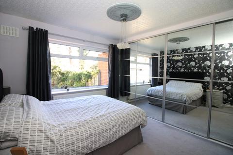 15 Dianne Road, Thornton-cleveleys, FY5 4EF
