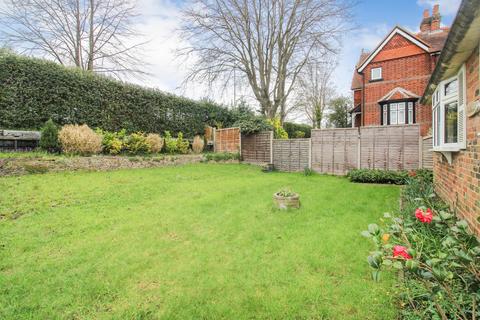 2 bedroom detached house for sale, Reading Road,  Farnborough , GU14