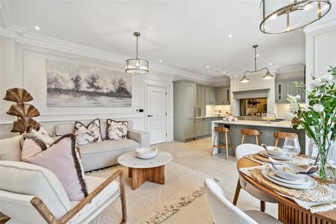 5 bedroom semi-detached house for sale, Kingsway, Chalfont St. Peter, Gerrards Cross, Buckinghamshire, SL9