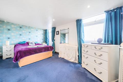 2 bedroom apartment for sale, Denham Lodge, Oxford Road, Denham