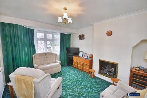3 bedroom semi-detached house for sale, The Grove, Upminster, RM14