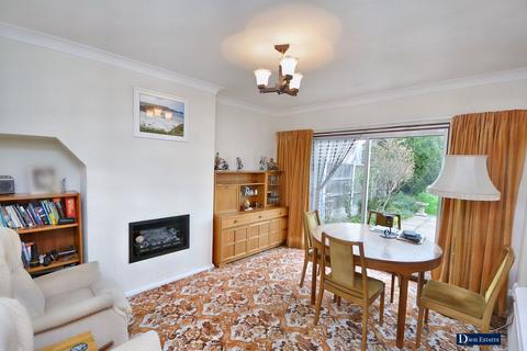 3 bedroom semi-detached house for sale, The Grove, Upminster, RM14