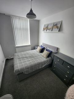 1 bedroom in a house share to rent, New Ferry Road, Birkenhead CH62