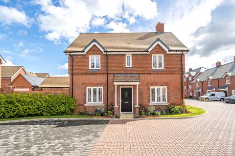 3 bedroom detached house for sale, New Bridge Road, Cranleigh, GU6