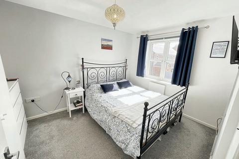 27 Claypit Close, South Shields, NE33 1TH