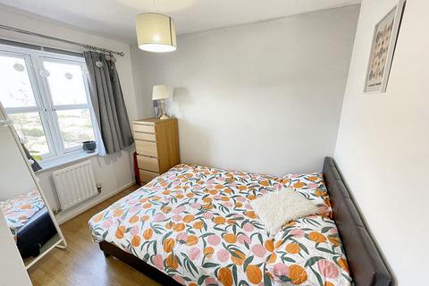 27 Claypit Close, South Shields, NE33 1TH