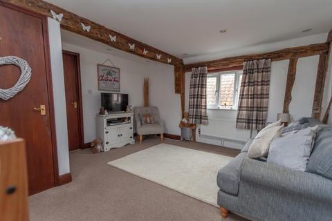 1 bedroom flat for sale, White Hart Court, Wickham Market, IP13 0RA