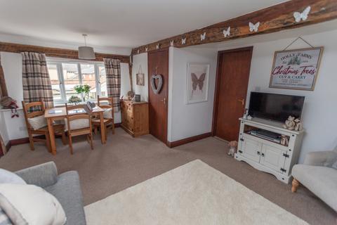 1 bedroom flat for sale, White Hart Court, Wickham Market, IP13 0RA