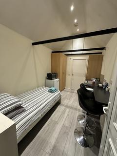 undefined, Tenterden Dr, Hendon, NW4