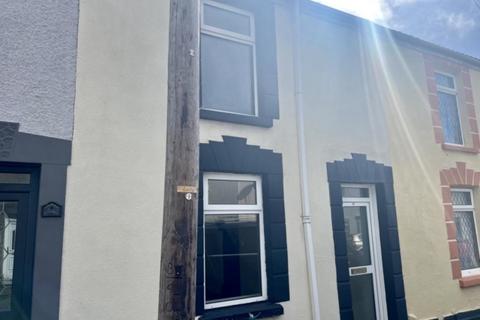 2 bedroom terraced house to rent, Inkerman Street, St Thomas, Swansea, SA1 8BU