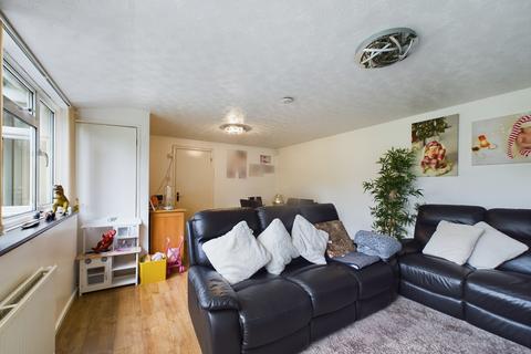 2 bedroom bungalow for sale, Kirton Close, Reading, Reading, RG30