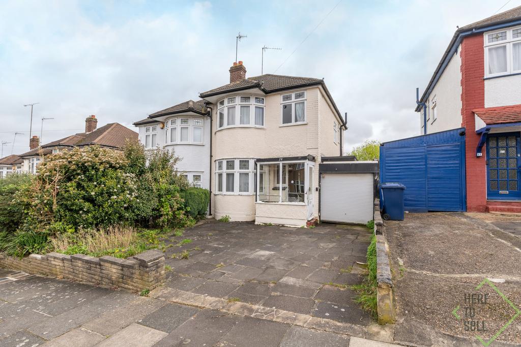 19 Chetwynd Avenue, East Barnet, Barnet, EN4 8 NG-5