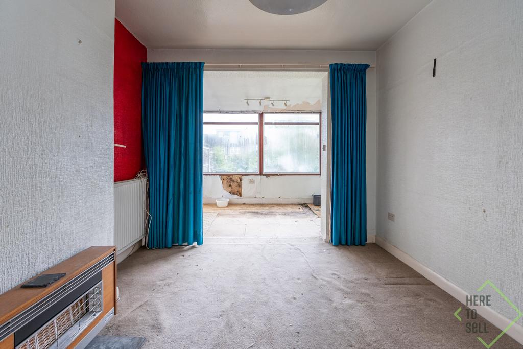 19 Chetwynd Avenue, East Barnet, Barnet, EN4 8 NG-9