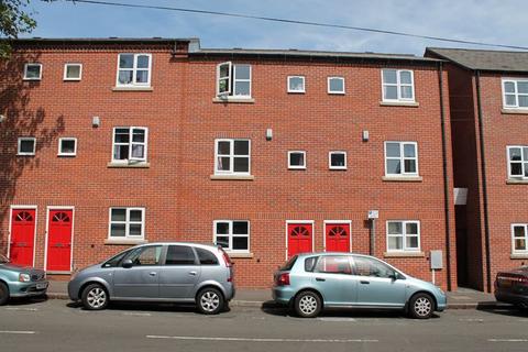 4 bedroom townhouse to rent, 154 North Sherwood Street, Nottingham, NG1 4EF