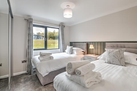 2 bedroom holiday park home for sale, Plot Cherry Tree Rise, Oakgrove Elm  at Finlake Resort & Spa, Chudleigh, Newton Abbot, Devon TQ13