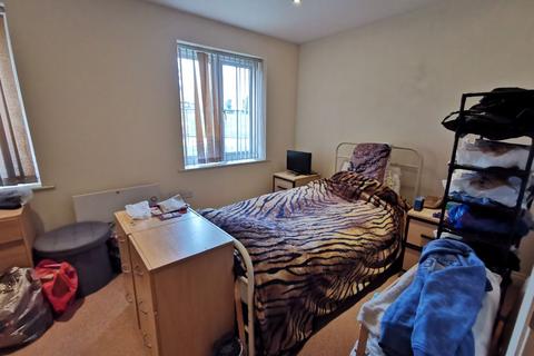 1 bedroom ground floor flat for sale, ,  Hyde Road, Manchester