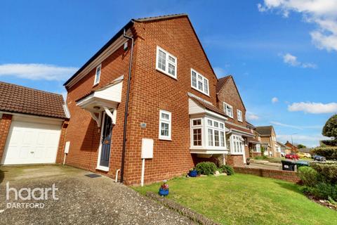 4 bedroom detached house for sale, Dawson Drive, Swanley