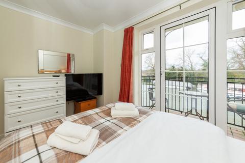 undefined, Regents Riverside, Reading, RG1