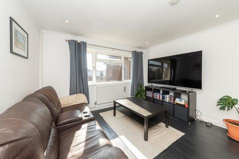 undefined, Emmer Green Court, Reading, RG4