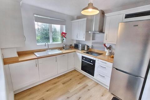 2 bedroom apartment for sale, Alton Road, Lower Parkstone, Poole, Dorset, BH14