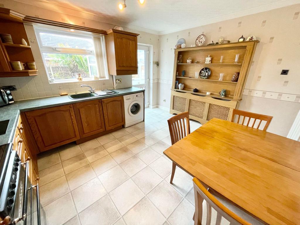 Croasdale Drive, Cleveleys FY5 2 bed bungalow for sale £200,000