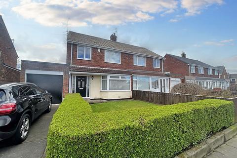 70 Tynedale Drive, Blyth, NE24 4DS