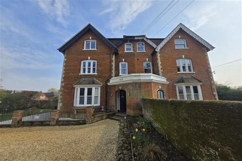 2 bedroom apartment for sale, Godalming GU7