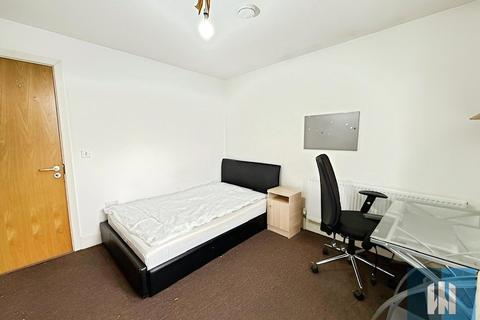 1 bedroom in a house share to rent, Viaduct Works, 1-3 Ray Street, Huddersfield, HD1