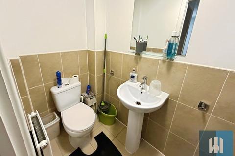 1 bedroom in a house share to rent, Viaduct Works, 1-3 Ray Street, Huddersfield, HD1