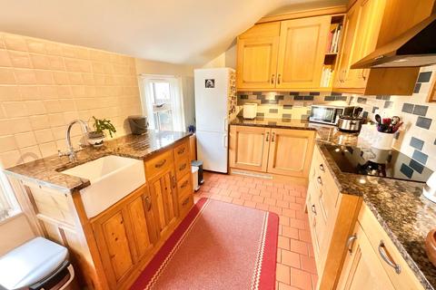 3 bedroom cottage for sale, Eccleshall, Fair Oak, ST21