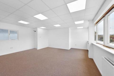 Industrial unit to rent, Middlefield Industrial Estate, Falkirk FK2