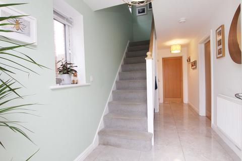 41 Highfields, Tonyrefail, Porth, CF39 8GB