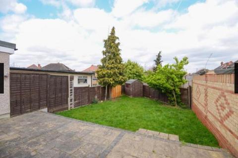 3 bedroom house to rent, Hurstfield Crescent , Hayes, Middlesex