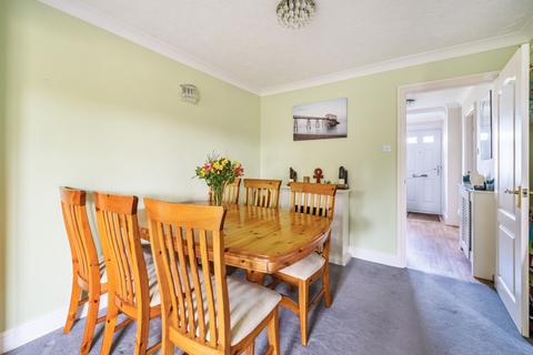 3 bedroom semi-detached house for sale, Lingfield Way, Selsey, PO20