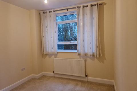 7 Compton Place, Bordon, GU35 0GZ