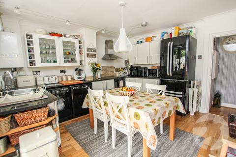 39 Kelbrook Road, London, SE3 8LJ