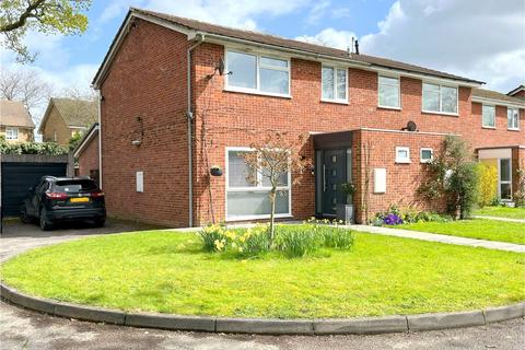 3 bedroom end of terrace house for sale, Foxhills Road, Ottershaw, KT16
