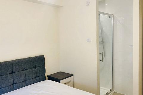 House share to rent, Plover Way, London SE16