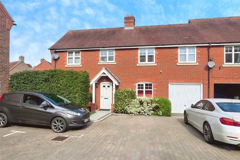 4 bedroom link detached house for sale, Walnut Tree Close, Buckingham MK18