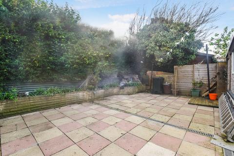 11 bedroom house for sale, Sunningdale Drive, Skegness, PE25