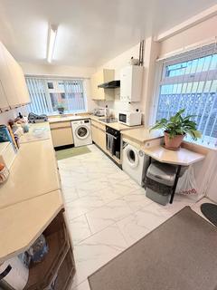 59 Roils Head Road, Halifax, HX2 0NJ