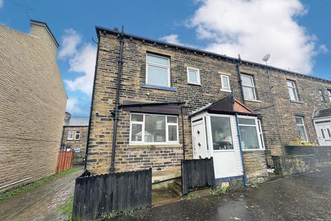 3 bedroom end of terrace house for sale, Halifax HX3