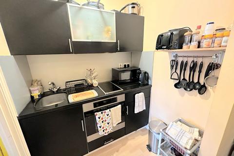44, Weavers Brook Cumberland Close, Halifax, HX2 8NF