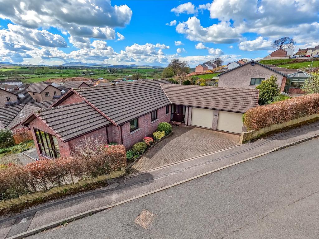 White Ox Way, Penrith CA11 3 bed bungalow for sale £395,000